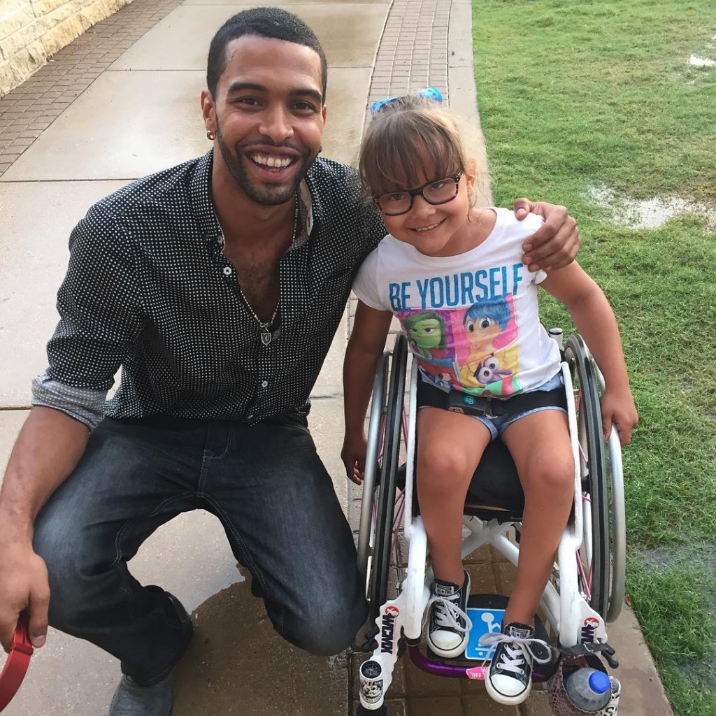 While Sunday’s show at Levitt Arlington was cancelled due to inclement weather, at least one young Levitteer got to meet and greet former “The Voice” contestant Aquile who was scheduled to perform later that night.